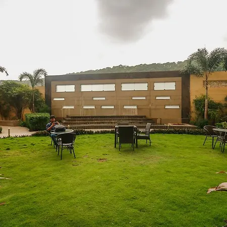 Apartment Vista 2bhk Powai Mumbai