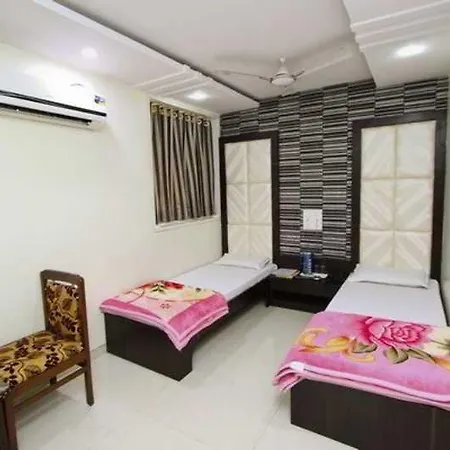 Satellite Hotel Mumbai