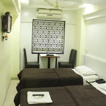 Hotel Arma Court - Near Us Embassy, Bkc 2*