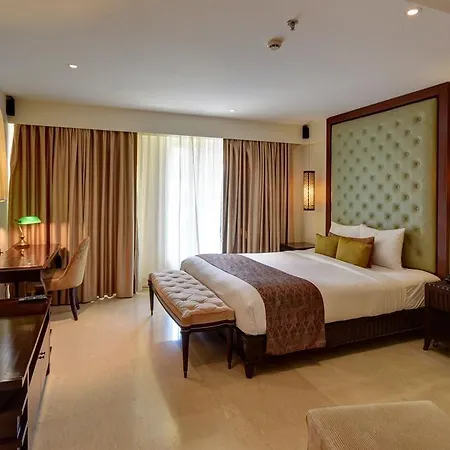 Z Luxury Residences Hotel