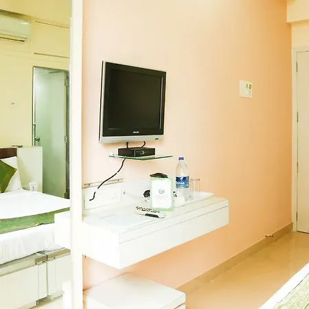 Treebo Seven Apartment Bandra Hotel