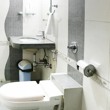 Treebo Seven Apartment Bandra 3* Mumbai