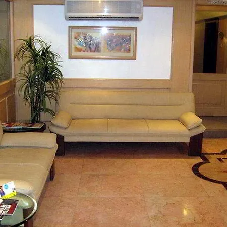 Suba Palace Near Gateway Of India 4*