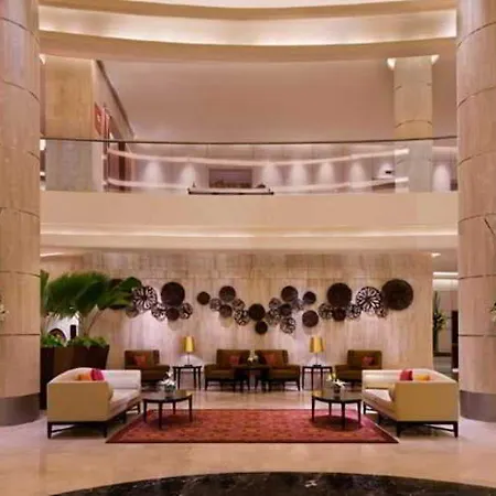 Hotel Courtyard By Marriott International Airport 5*