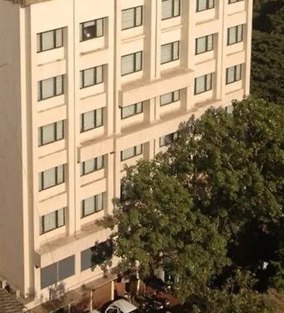 Hotel The Legend