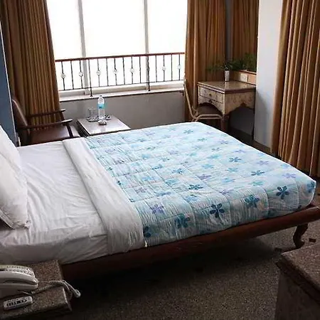 Imperial Executive Hotel