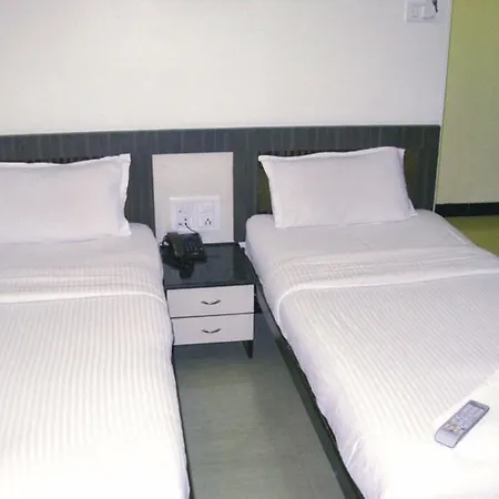 Apple Guest house Mumbai