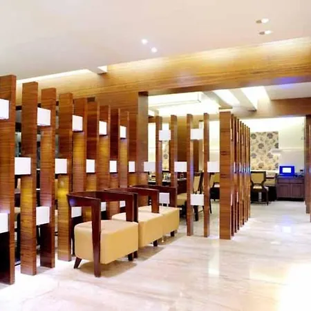 Royal Park Hotel 3*