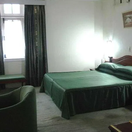 Ritz Hotel 3*