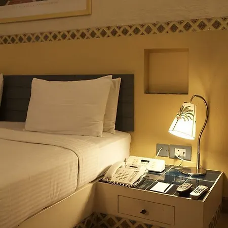 The Gordon House - Near Gateway Of India Hotel Mumbai