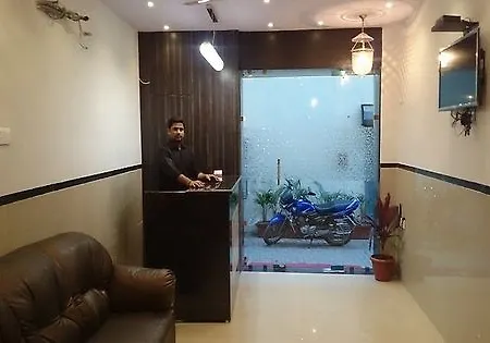 Oyo 3630 Hotel Ajwa Mumbai