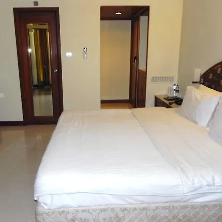 Hotel Airport International 3*