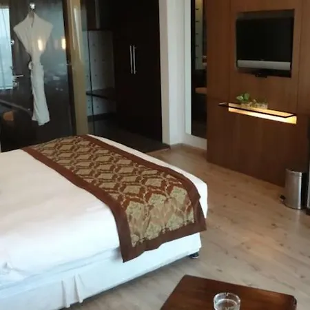 Ramada Powai & Convention Centre