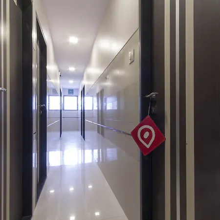 Hotel Oyo 1088 Golden Sagar 3*