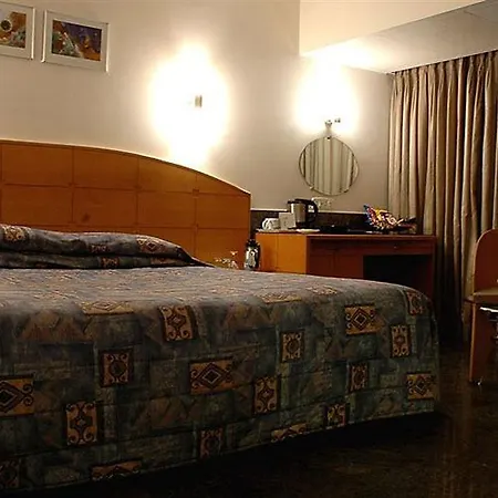 Ramee Guestline Khar Hotel 3*