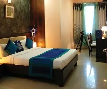 Lodge Adore Palace Mumbai