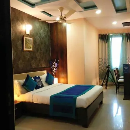 Lodge Adore Palace *
