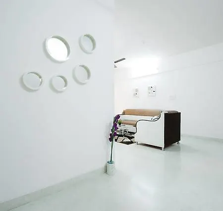 Go Business Stay-kohinoor, Near Bkc Guest house Mumbai