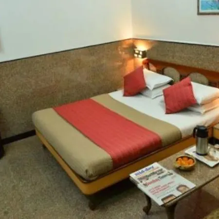 Royal Castle Hotel
