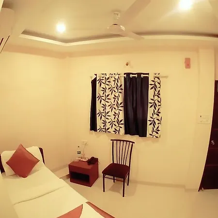 Sai Residency Guest house 3*