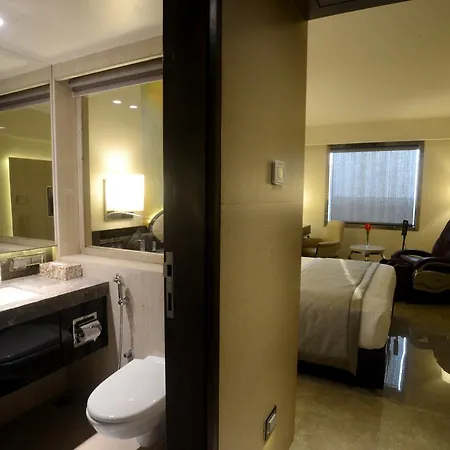 Sai Palace Grand, Malad 4*