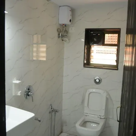 Nishita Annexe Hotel 3*