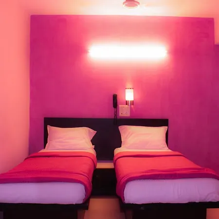 Hotel Surya Residency 2*
