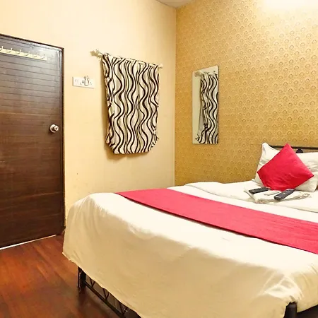 Star Residency Hotel *