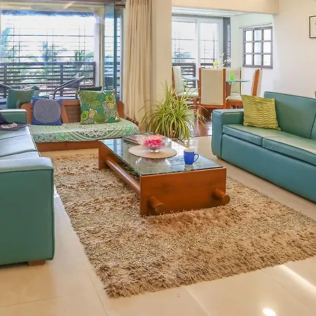 Connekthomes - Sea Views In Bandra Guest house