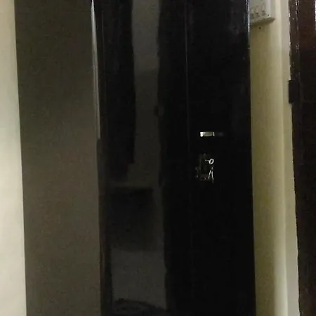 Furnished Near Bkc, Airport & Santacruz *