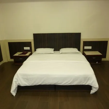 Point Dadar Hotel