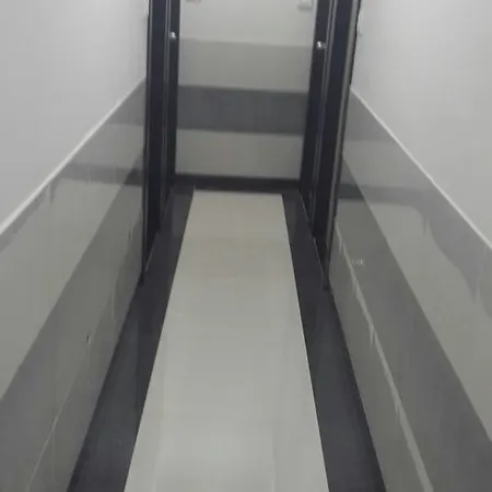 Bed & Breakfast Maha Residency 3*