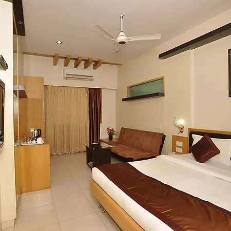 Fabhotel On Time Andheri East Mumbai