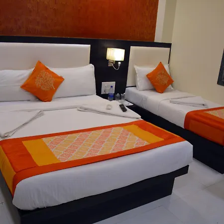 Avenue Hotel 2*