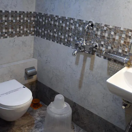 Avenue Hotel Mumbai