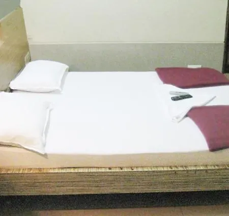 Regal Residency Apartment *
