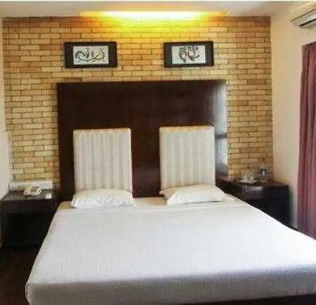 Fabhotel Savoy Airport Hotel Mumbai