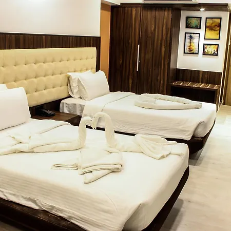 Golden Chariot The Boutique Hotel 3*