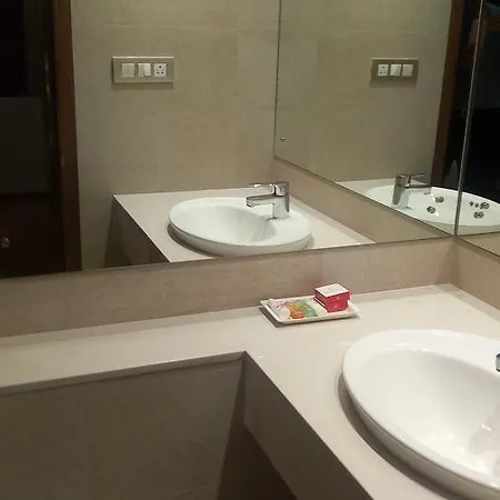 Hotel The Royal Orchid Hotel, Chembur