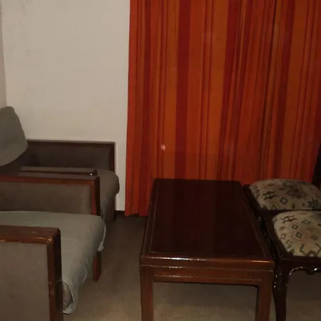 Benazeer Hotel 2*