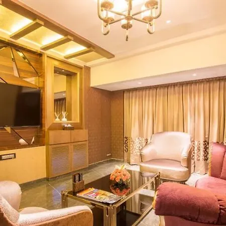 Peninsula Redpine 3* Mumbai