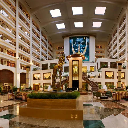 Hotel The Lalit 5*