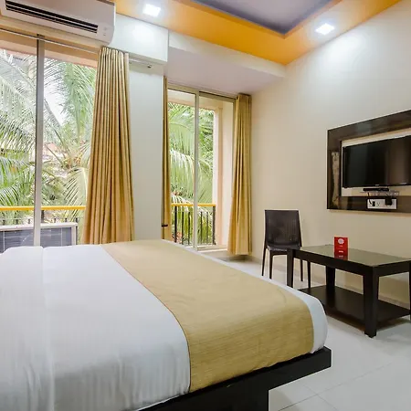 Hotel Oyo 9326 Om Sai Residency