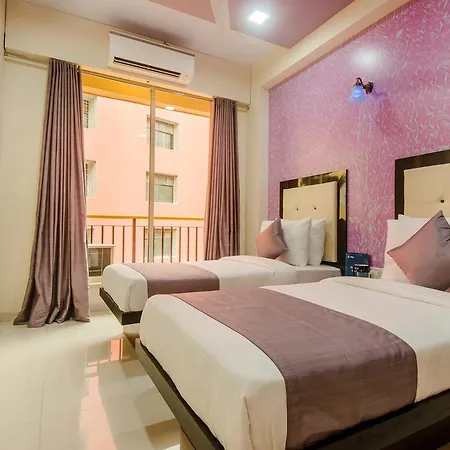 Oyo 9326 Om Sai Residency