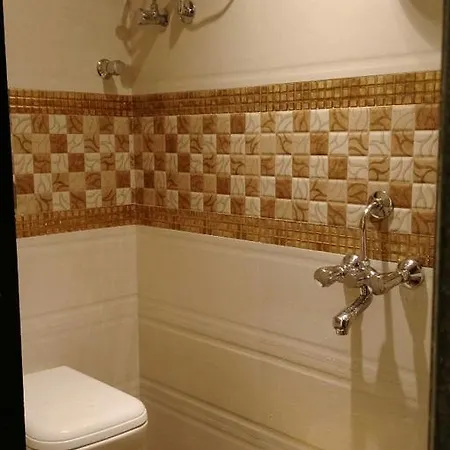 Golden Hotel