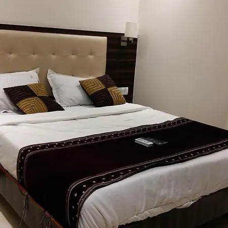 Hotel Golden Mumbai