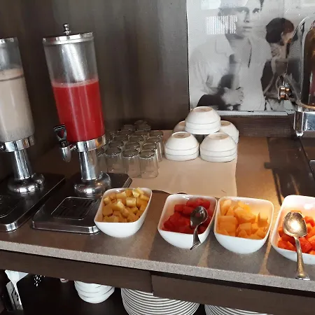 Hotel Juhu Residency Boutique 3*