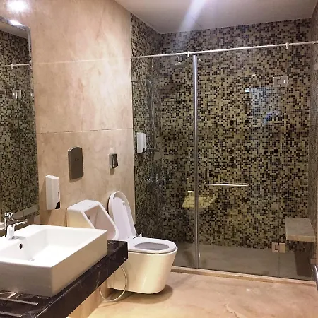 Aviserv Lounge 4* Mumbai