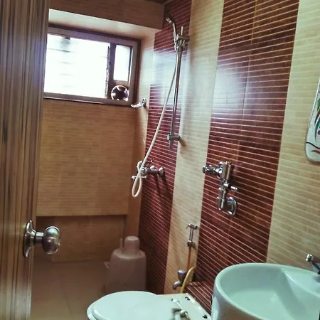 Hotel Executive 3*