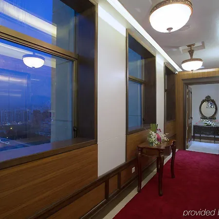 Hotel Royal Tulip Navi